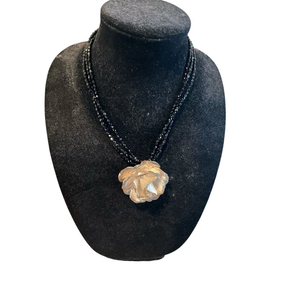 Womens Handmade Silver Flower Pendant With Black‎ Crystals Necklace Toggle Clasp